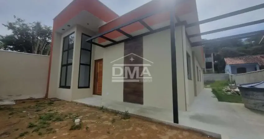 CASA - VENDA - 3 QUARTOS ( 1 SU&#205;TE COM CLOSET ) - àREA GOURMET - 1&#170; LOCA&#199;&#195;O