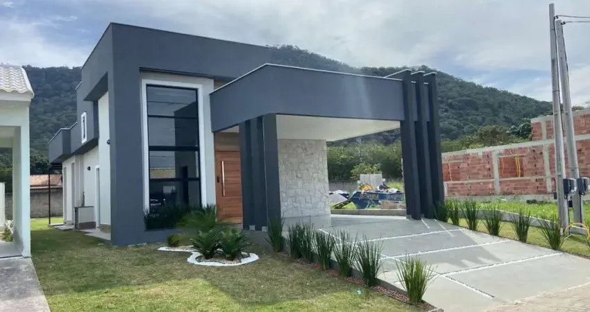 Casa de condomínio - 3 quartos ( 1 suíte com closet ) - àrea gourmet - 1ª locação