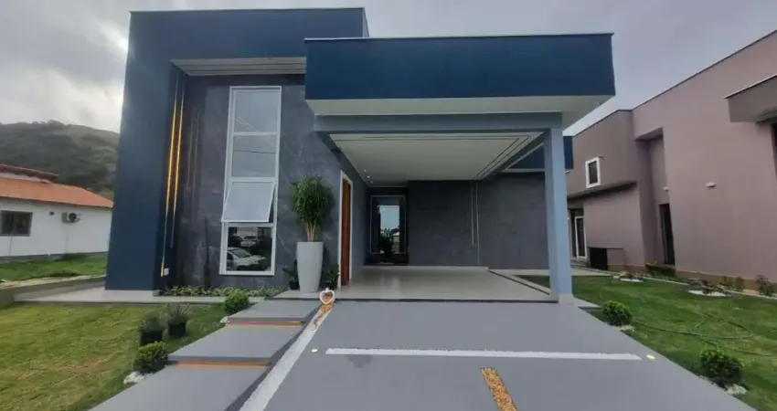 Casa de condomínio - 3 quartos (1 suíte com closet e hidro) - àrea gourmet - kit energia solar - toda automatizada com alexa