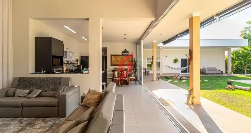 Casa com 3 quartos à venda na Rodovia Emerenciano Prestes de Barros, 100, Caguassu, Sorocaba