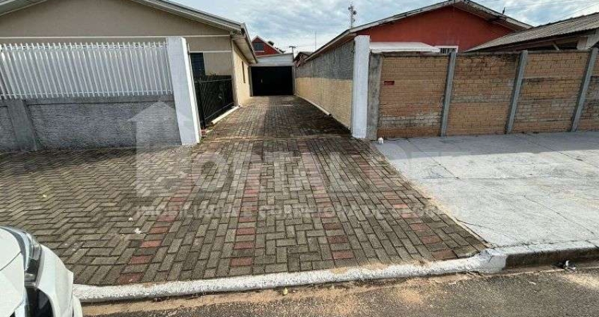 Casa para alugar na Rua Ernâni Pilatti, 753, Boa Vista, Ponta Grossa