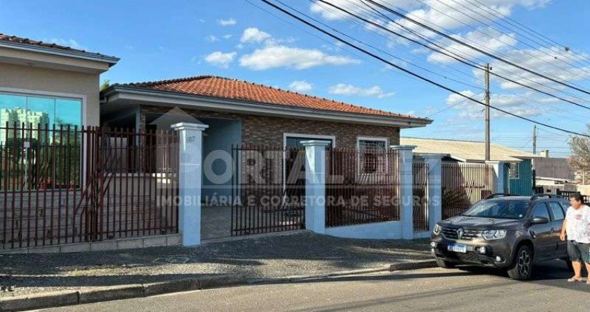 Casa para alugar na Rua Teófilo Otoni, 167, Jardim Carvalho, Ponta Grossa