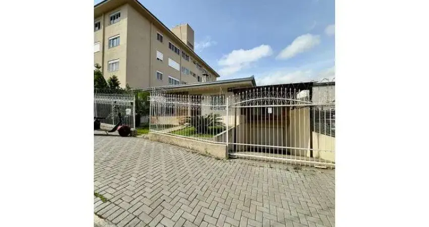 Casa com 4 quartos para alugar na Avenida Ana Rita, Centro, Ponta Grossa
