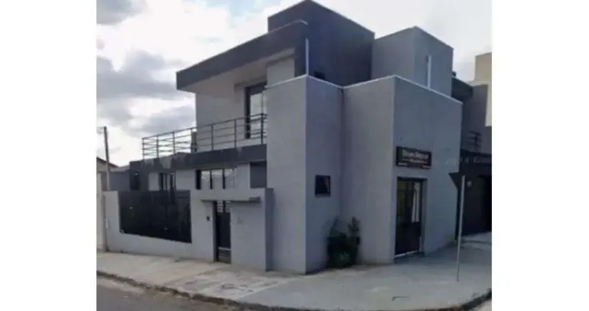 Casa com 4 quartos para alugar na Travessa Debret, Orfãs, Ponta Grossa