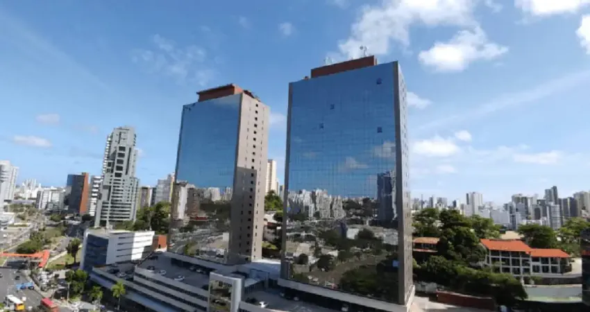 1.199.000,00 Reformada | Sala de 100m2 no Salvador Trade Center