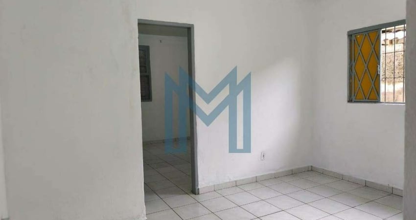 Casa com 1 dormitório para alugar, 50 m² por R$ 900,00 + IPTU/mês - Jd. São Francisco - Cubatão/SP