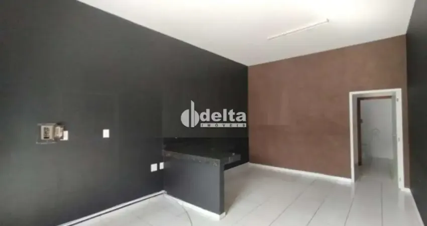 Loja disponível para locação no bairro Santa Mônica em Uberlândia-MG