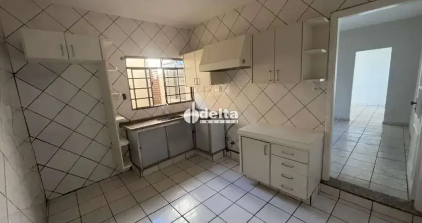 Casa residencial  disponível para venda no bairro Tibery em Uberlândia-MG