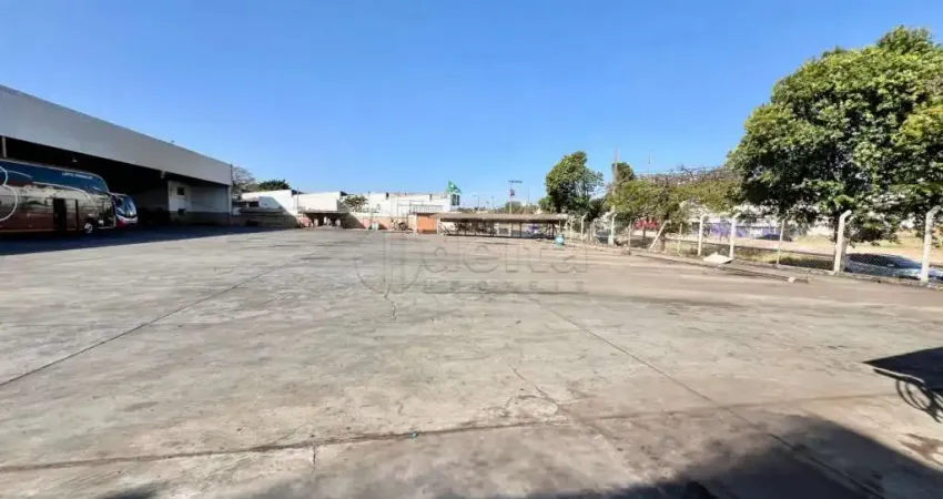 Galpão para venda e aluguel no bairro Presidente Roosevelt em Uberlândia/MG