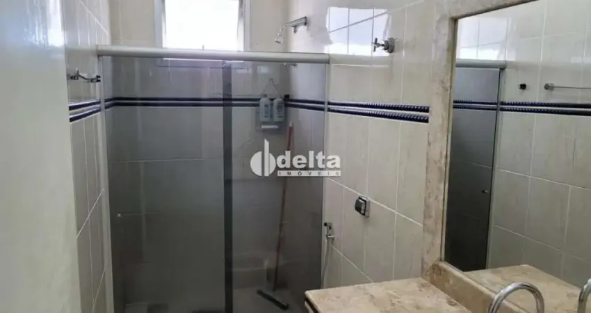 Casa disponível para locação e venda no bairro Santa Rosa em Uberlândia-MG