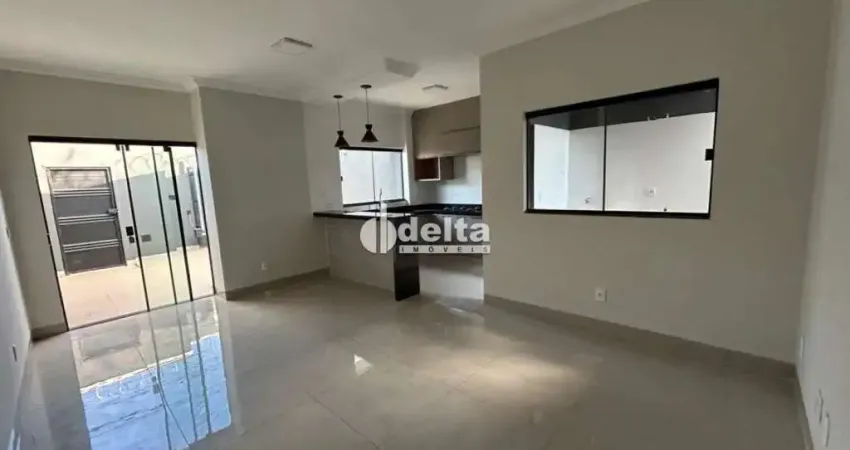 Casa residencial disponível para locação no bairro Novo Mundo em Uberlândia-MG