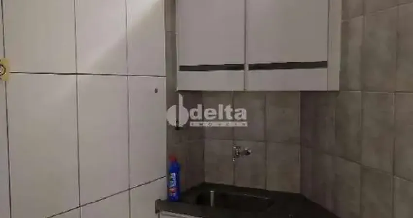 Sala comercial disponível para locação no bairro Santa Mônica em Uberlândia-MG