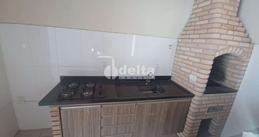Casa residencial disponível no bairro Jardim Patrícia em Uberlândia-MG.