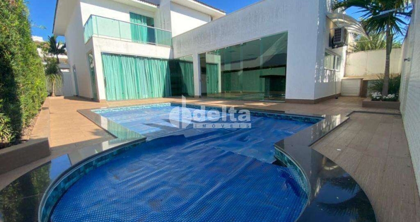 Casa residencial no condomínio Gávea Paradiso disponível para locação no bairro Gávea em Uberlândia-MG.