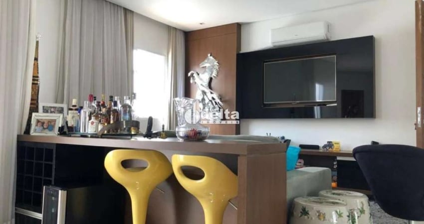 Casa em condomínio disponível para locação na Zona Sul em Uberlândia-MG