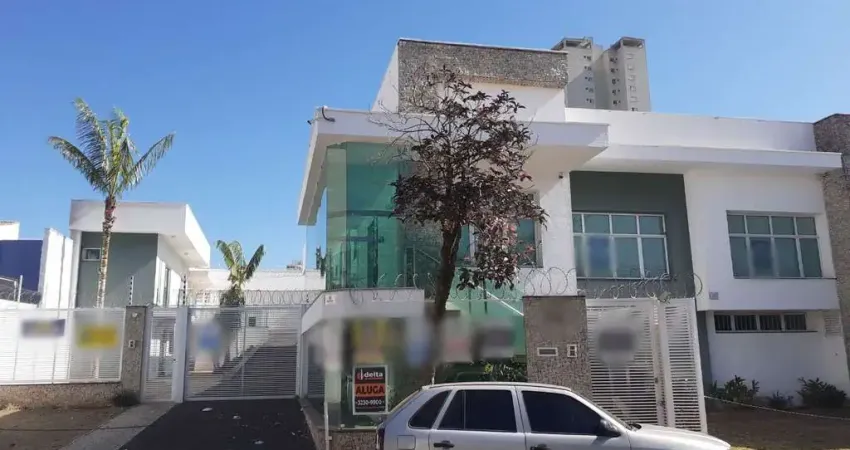 Casa comercial disponível no bairro Centro em Uberlândia-MG