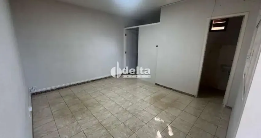 Galpão disponível para locação no bairro Santa Mônica em Uberlândia-MG