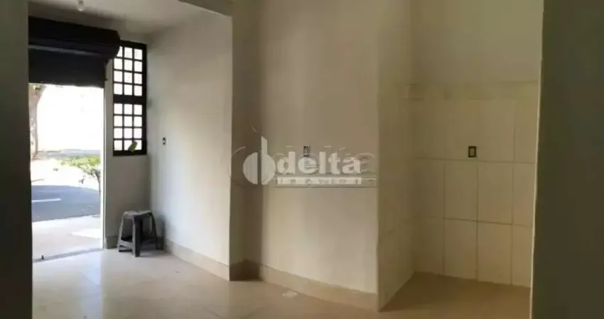 Loja disponível para locação no bairro Santa Mônica em Uberlândia - MG
