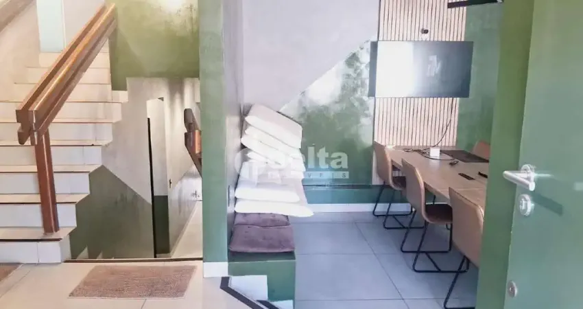 Sala disponível para locação no bairro Cazeca em Uberlândia-MG