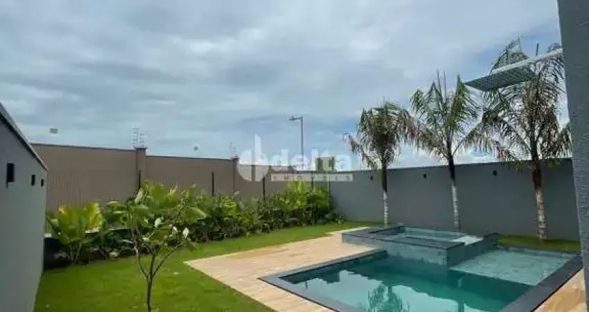 Casa no condomínio tamboré disponível para locação e venda em uberlândia-mg