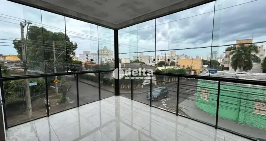 Sobrado disponível para locação no bairro Saraiva em Uberlândia-MG