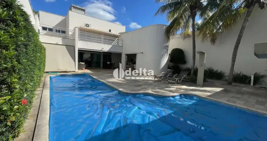 Casa residencial disponível para Locação no bairro Jardim Karaíba em Uberlândia-MG.