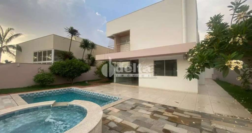 Casa residencial disponível para locação no bairro Morada da Colina em Uberlândia-MG