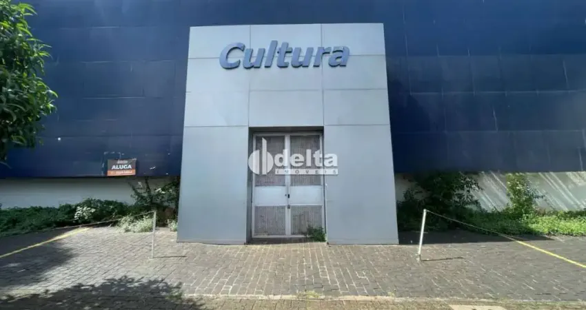 Imóvel Comercial com 950m² de área construída disponível para locação em Uberlândia-MG