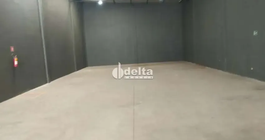 Galpão Comercial disponível para locação  no bairro Custódio Pereira em Uberlândia-MG