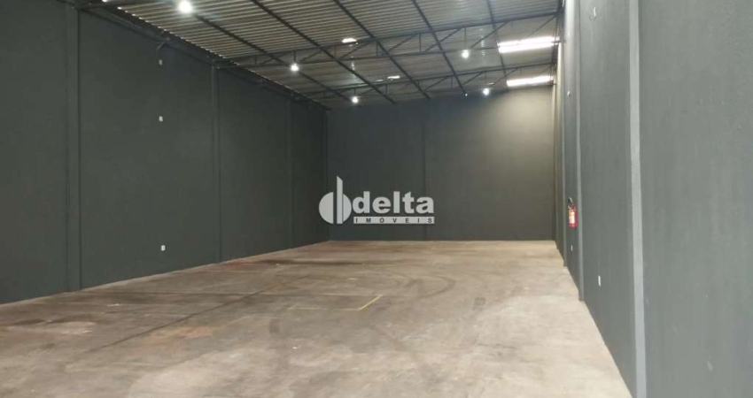 Galpão Comercial disponível para locação  no bairro Custódio Pereira em Uberlândia-MG