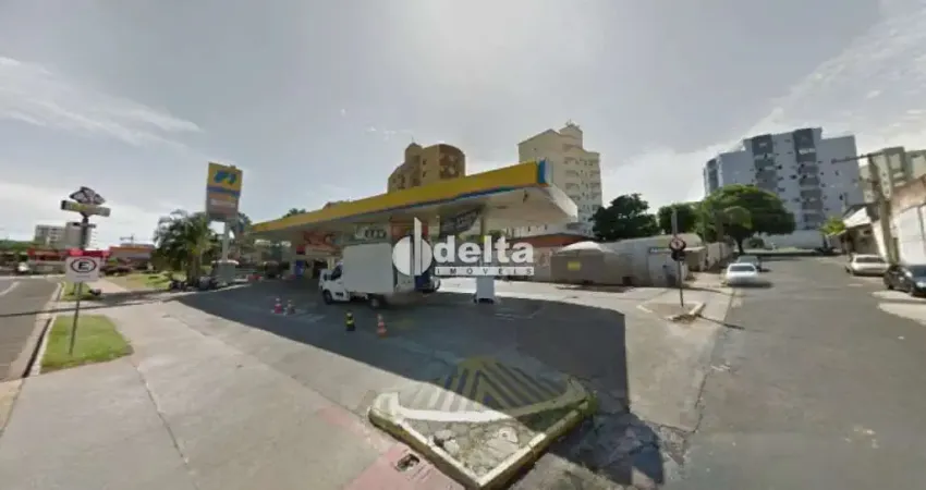 Terreno disponível para locação no bairro Saraiva em Uberlândia-MG