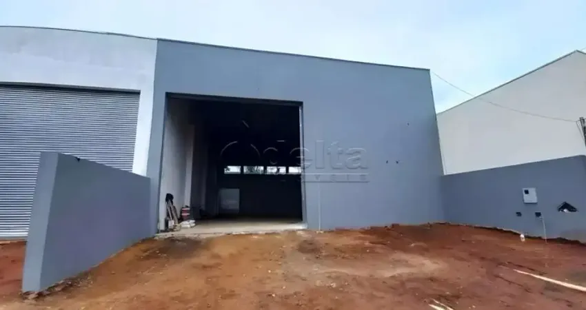Galpão disponível para locação no bairro Shopping Park em Uberlândia-MG.