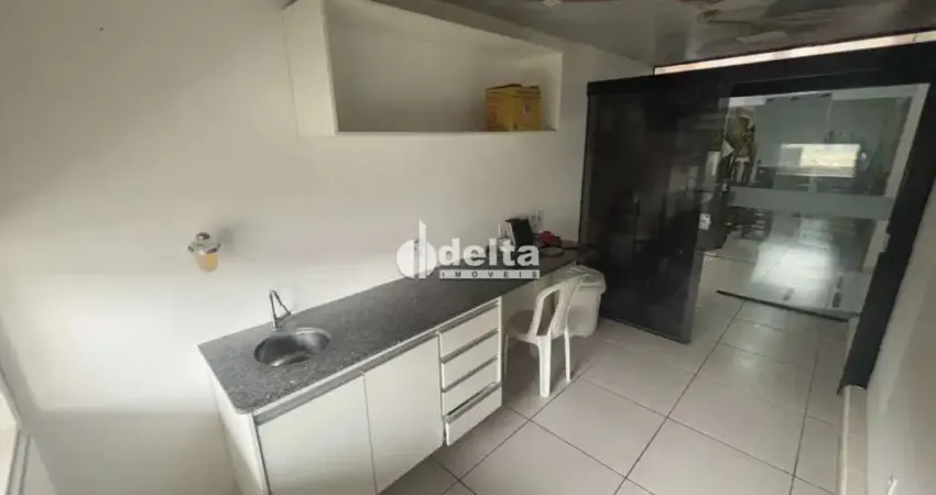 Loja disponível para Locação no bairro Santa Mônica em Uberlândia-MG
