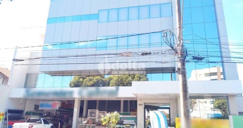 Sala disponível para locação no bairro Osvaldo Rezende em Uberlândia-MG