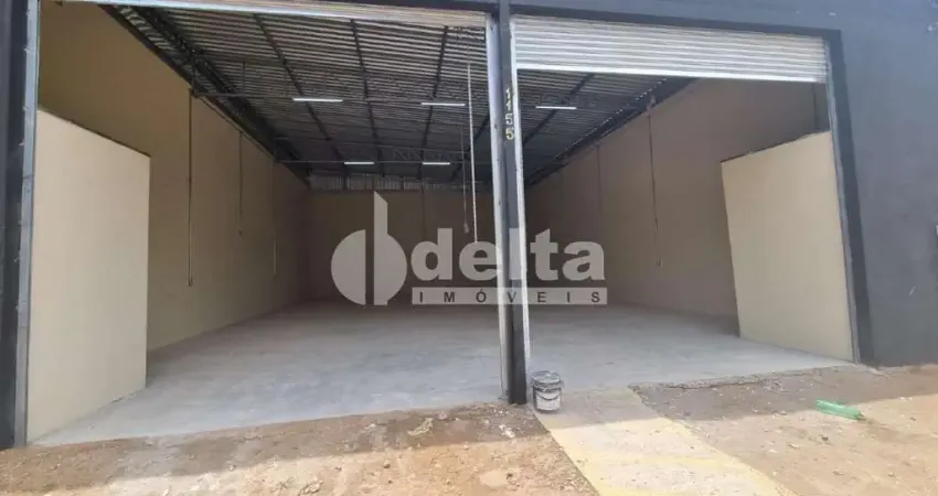 Galpão disponível para locação no bairro Shopping Park em Uberlândia-MG