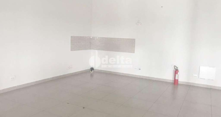 Loja disponível para locação no bairro Shopping Park em Uberlândia-MG.