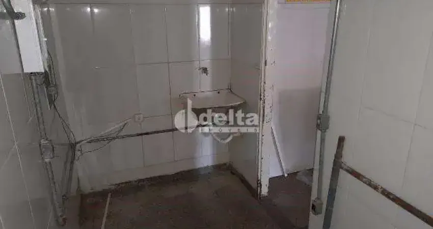 Loja disponível para locação no bairro maravilha em uberlândia - mg.