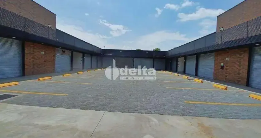 Loja disponível para locação no bairro shopping park em uberlândia - mg.