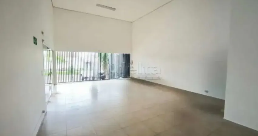 Casa comercial disponível para locação no bairro Jardim Brasília em Uberlândia-MG