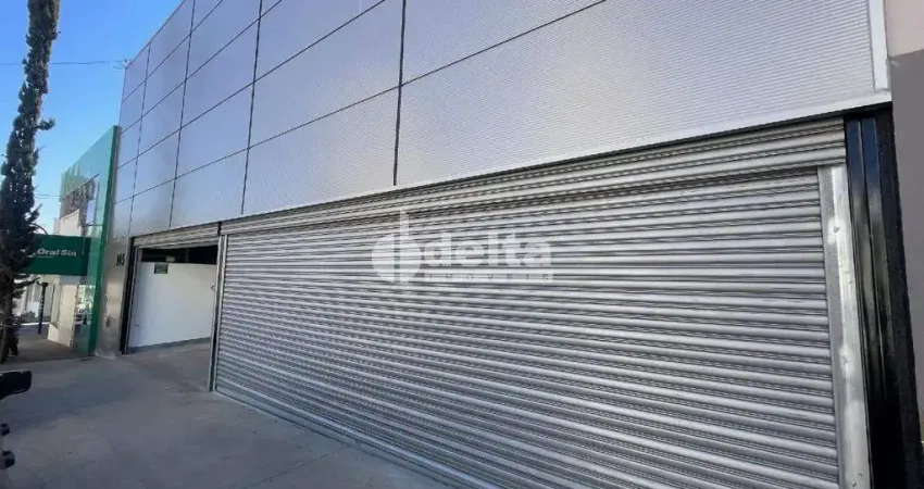 Loja disponível para locação no bairro Centro em Uberlândia-MG.