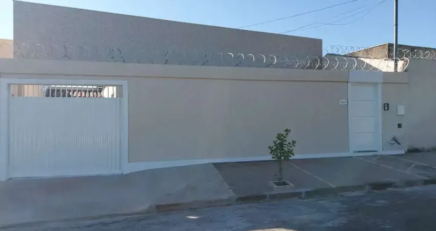 Casa residencial disponível para locação no bairro Gravatás em Uberlândia-MG
