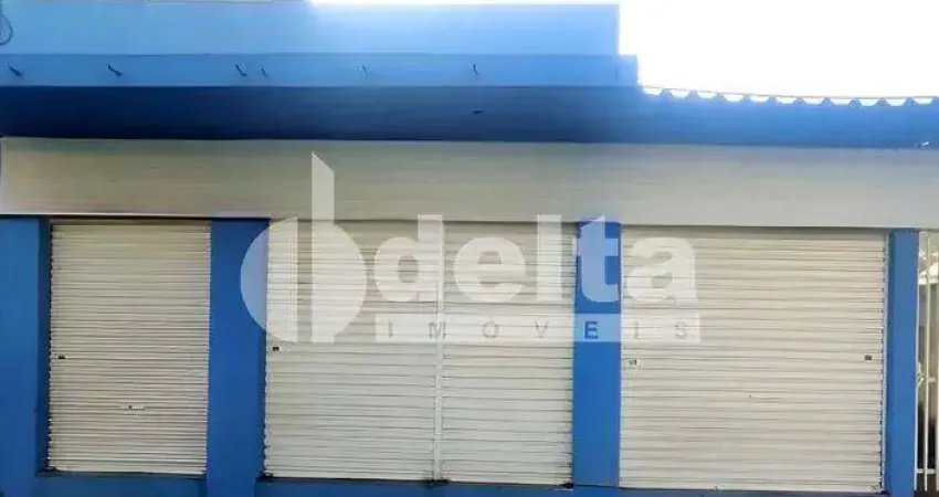 Loja disponível para locação no bairro Martins em Uberlândia-MG.