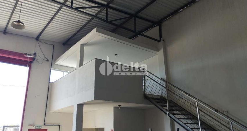 Galpão Comercial disponível para Locação no bairro Santa Rosa em Uberlândia-MG
