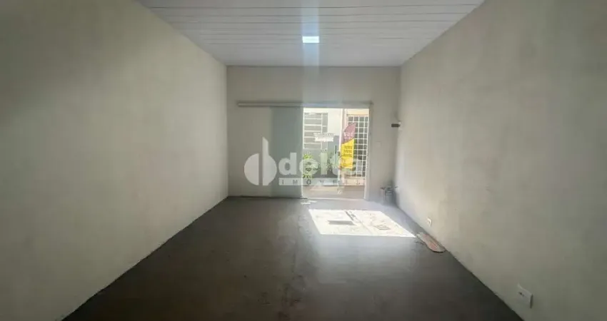Loja disponível para locação no bairro Centro em Uberlândia-MG.