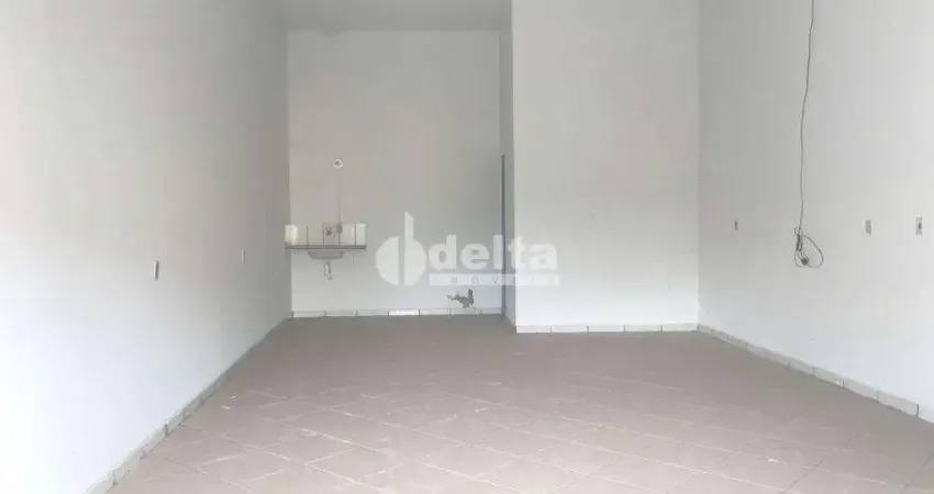 Loja disponível para locação no bairro Nossa Senhora das Graças em Uberlândia-MG.