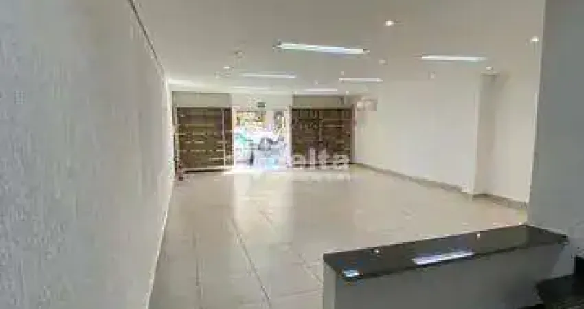Loja disponível para locação no bairro nossa senhora aparecida em uberlândia-mg.