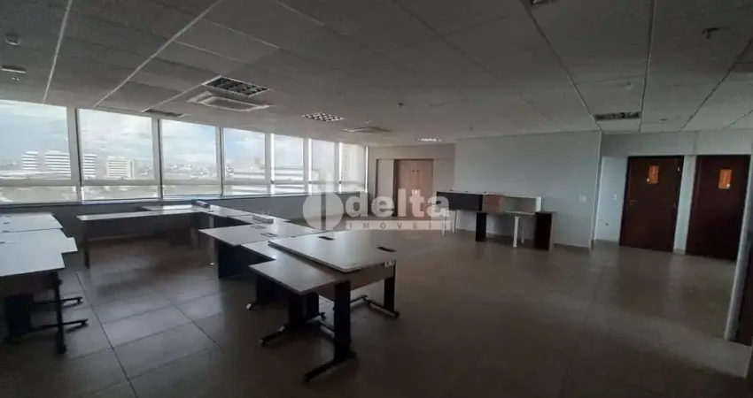 Loja disponível para locação no bairro Morada da Colina em Uberlândia-MG.