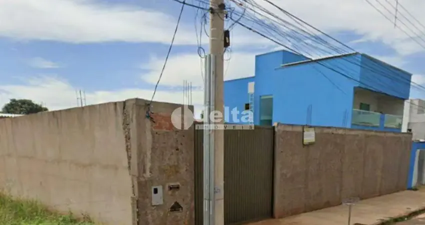 Terreno disponível para locação no bairro Jardim Patrícia em Uberlândia-MG