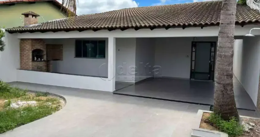Casa residencial disponível para locação e venda no bairro Cidade Jardim em Uberlândia-MG
