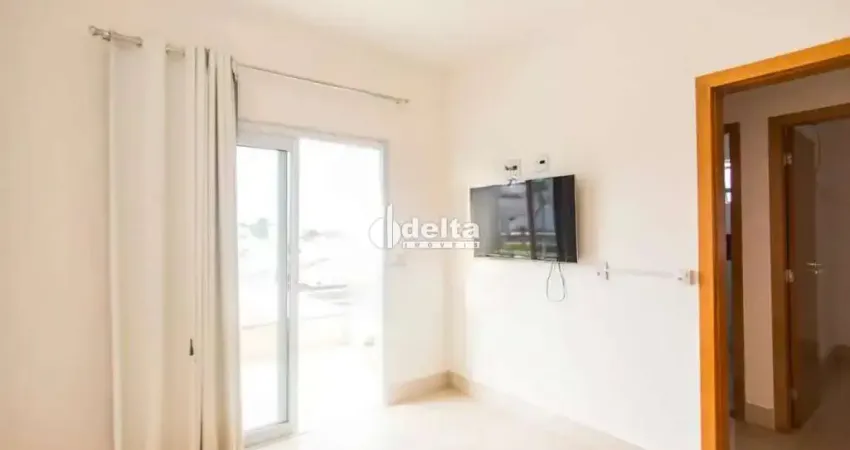 Casa residencial disponível para locação no bairro Morada da Colina em Uberlândia-MG.